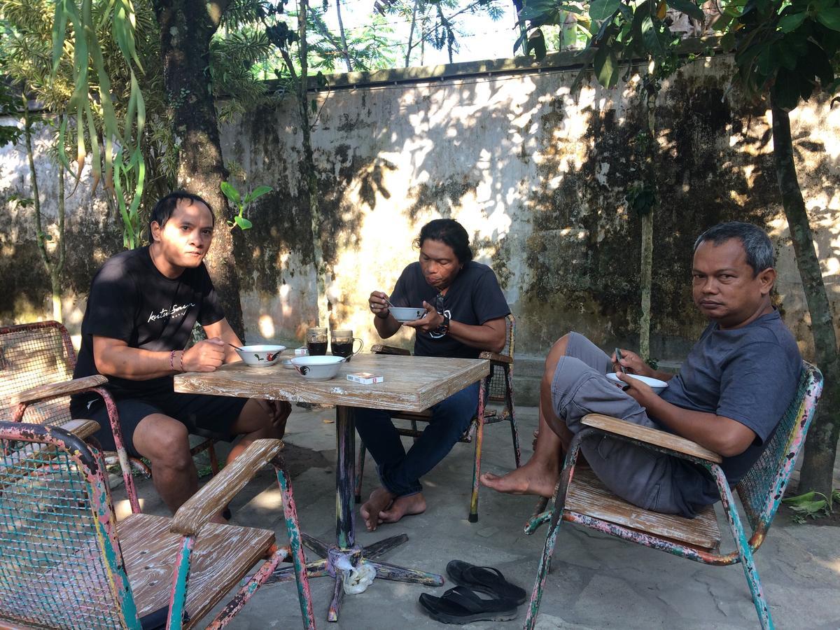 Wisma tamu Sonosewu